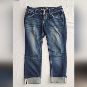 WallFlower Women’s Capris – Measured 32x23 – Dark Wash, Flap Pockets